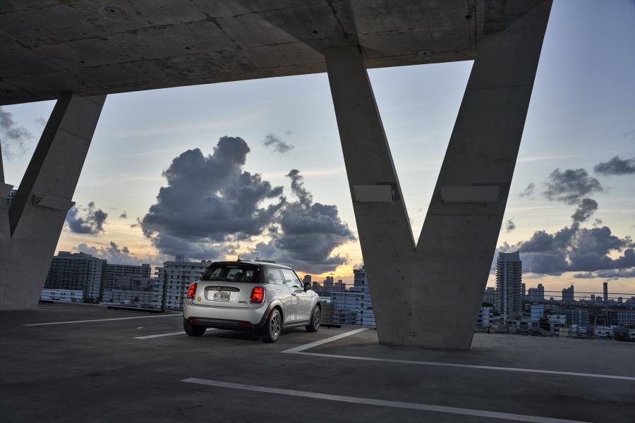  Mini Cooper SE (F56) 2020 года  (NA) (фото 250 из 342)